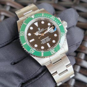 NEW ROLEX SUBMARINER STARBUCKS 126610LV 41MM STEEL CERAMIC GREEN BLACK B/P